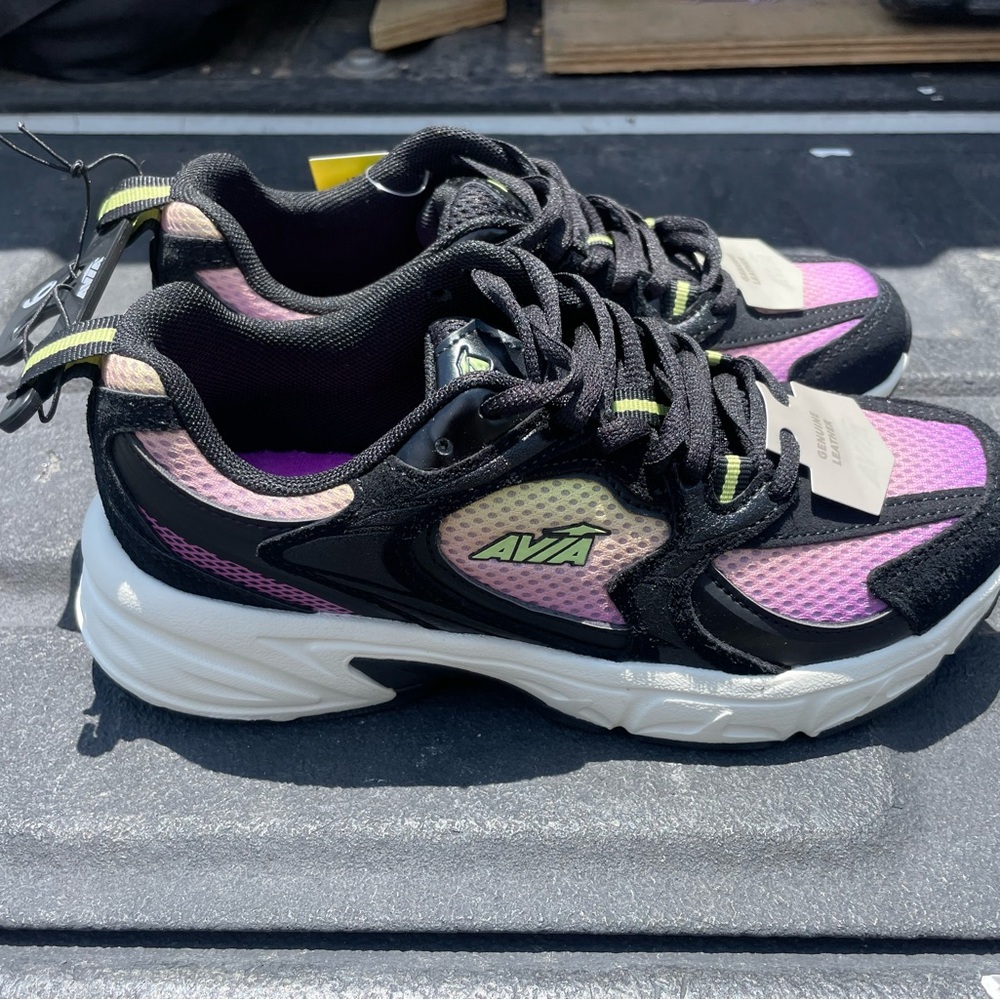 Avia 5000 Pink and Black Mesh Athletic Sneakers Running Shoes Womens Size 6